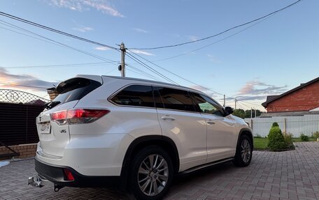 Toyota Highlander III, 2014 год, 2 790 000 рублей, 5 фотография