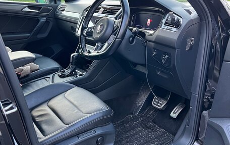 Volkswagen Tiguan II, 2020 год, 2 370 000 рублей, 9 фотография