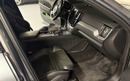 Volvo XC60 II, 2018 год, 2 830 000 рублей, 12 фотография