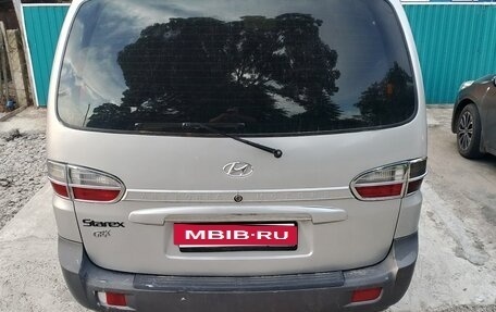 Hyundai Starex I рестайлинг, 2005 год, 720 000 рублей, 3 фотография