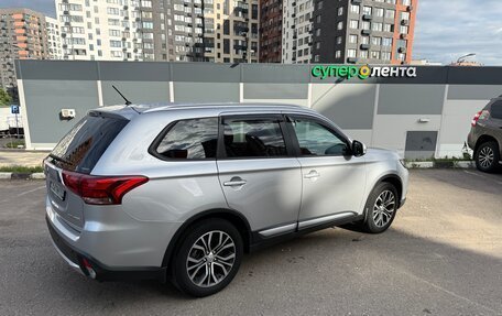 Mitsubishi Outlander III рестайлинг 3, 2016 год, 2 670 000 рублей, 4 фотография