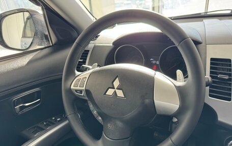 Mitsubishi Outlander III рестайлинг 3, 2011 год, 1 140 000 рублей, 10 фотография