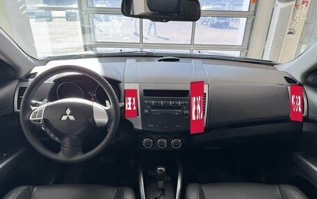 Mitsubishi Outlander III рестайлинг 3, 2011 год, 1 140 000 рублей, 9 фотография