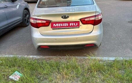 KIA Rio III рестайлинг, 2011 год, 500 000 рублей, 3 фотография