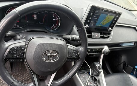 Toyota RAV4, 2020 год, 3 500 000 рублей, 6 фотография