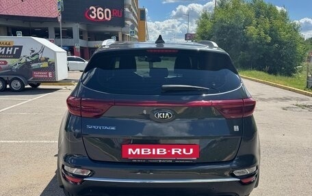 KIA Sportage IV рестайлинг, 2019 год, 1 800 000 рублей, 11 фотография