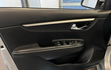 KIA Rio IV, 2021 год, 2 030 000 рублей, 22 фотография