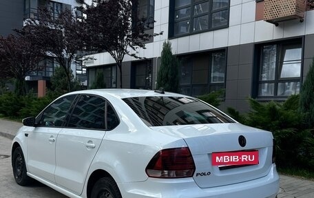 Volkswagen Polo VI (EU Market), 2018 год, 1 346 000 рублей, 2 фотография