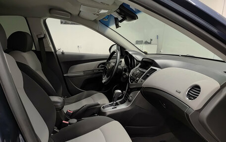 Chevrolet Cruze II, 2011 год, 780 000 рублей, 13 фотография