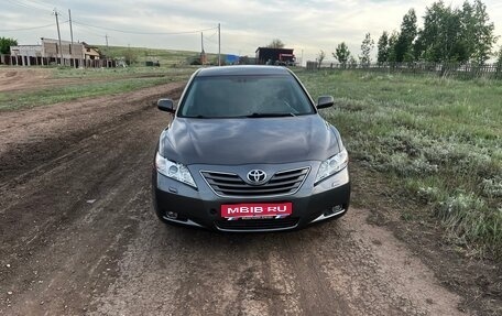 Toyota Camry, 2006 год, 970 000 рублей, 1 фотография