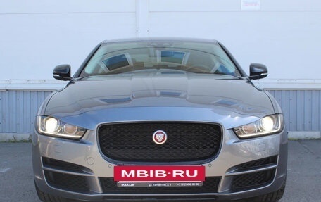 Jaguar XE I рестайлинг, 2018 год, 2 790 000 рублей, 3 фотография