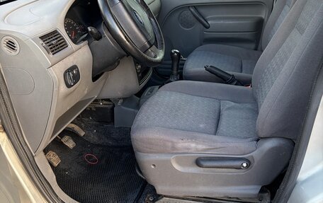 Ford Tourneo Connect I, 2004 год, 440 000 рублей, 10 фотография