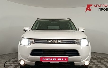 Mitsubishi Outlander III рестайлинг 3, 2013 год, 1 460 000 рублей, 2 фотография