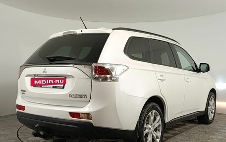 Mitsubishi Outlander III рестайлинг 3, 2013 год, 1 460 000 рублей, 7 фотография