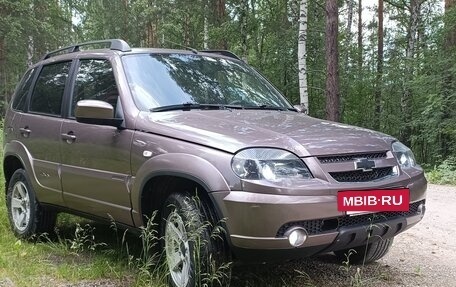 Chevrolet Niva I рестайлинг, 2018 год, 840 000 рублей, 10 фотография