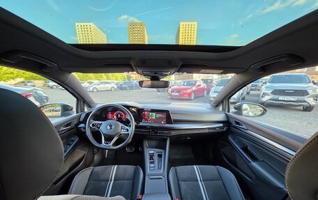Volkswagen Golf VIII, 2021 год, 2 860 000 рублей, 12 фотография