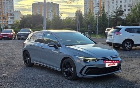 Volkswagen Golf VIII, 2021 год, 2 860 000 рублей, 6 фотография
