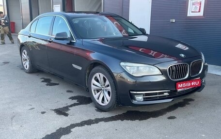 BMW 7 серия, 2015 год, 1 600 000 рублей, 1 фотография