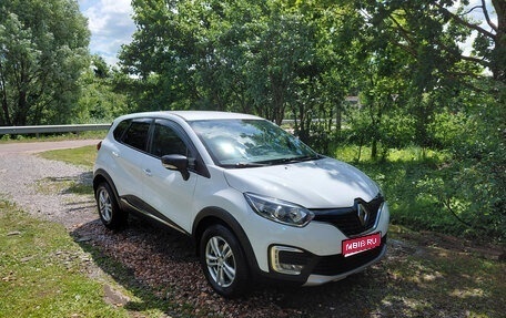 Renault Kaptur I рестайлинг, 2019 год, 1 100 000 рублей, 1 фотография
