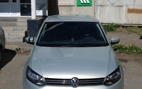Volkswagen Polo VI (EU Market), 2012 год, 650 000 рублей, 2 фотография