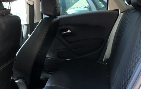 Volkswagen Polo VI (EU Market), 2012 год, 650 000 рублей, 17 фотография