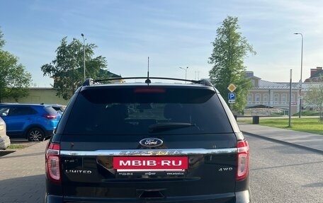 Ford Explorer VI, 2011 год, 1 550 000 рублей, 4 фотография