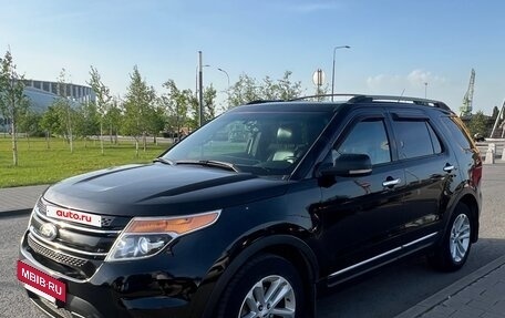 Ford Explorer VI, 2011 год, 1 550 000 рублей, 3 фотография