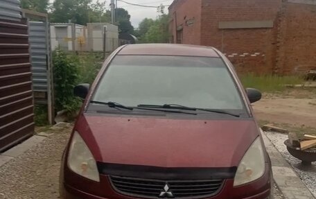 Mitsubishi Colt VI рестайлинг, 2004 год, 350 000 рублей, 3 фотография