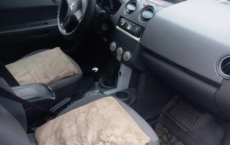 Mitsubishi Colt VI рестайлинг, 2004 год, 350 000 рублей, 12 фотография