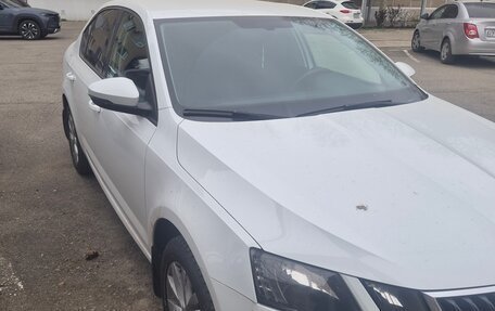 Skoda Octavia, 2017 год, 1 780 000 рублей, 2 фотография