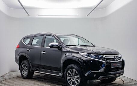 Mitsubishi Pajero Sport III рестайлинг, 2019 год, 2 090 000 рублей, 2 фотография