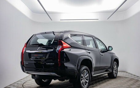 Mitsubishi Pajero Sport III рестайлинг, 2019 год, 2 090 000 рублей, 4 фотография