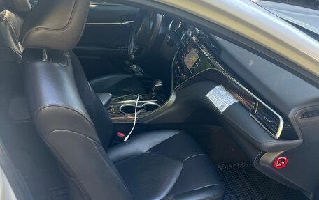 Toyota Camry, 2019 год, 1 750 000 рублей, 7 фотография