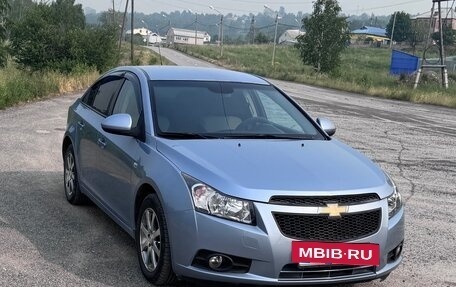 Chevrolet Cruze II, 2011 год, 645 000 рублей, 6 фотография