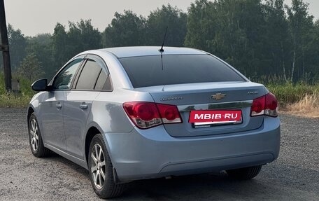 Chevrolet Cruze II, 2011 год, 645 000 рублей, 4 фотография