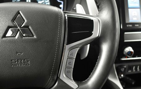 Mitsubishi Pajero Sport III рестайлинг, 2022 год, 4 449 900 рублей, 15 фотография