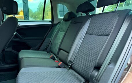 Volkswagen Tiguan II, 2017 год, 2 399 000 рублей, 19 фотография