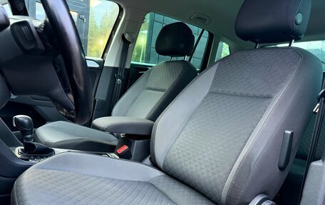 Volkswagen Tiguan II, 2017 год, 2 399 000 рублей, 17 фотография