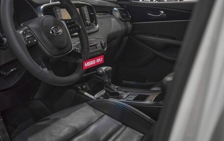 KIA Sorento III Prime рестайлинг, 2019 год, 2 000 000 рублей, 9 фотография