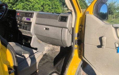Volkswagen Transporter T4, 2000 год, 380 000 рублей, 3 фотография