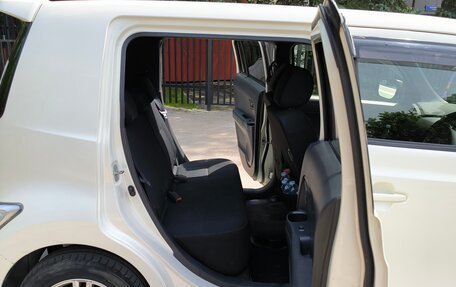 Toyota bB II рестайлинг, 2012 год, 820 000 рублей, 10 фотография