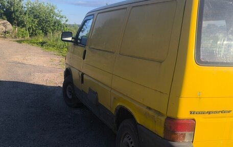 Volkswagen Transporter T4, 2000 год, 380 000 рублей, 11 фотография