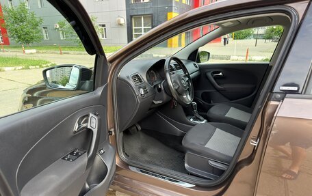 Volkswagen Polo VI (EU Market), 2014 год, 850 000 рублей, 17 фотография