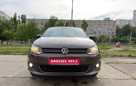 Volkswagen Polo VI (EU Market), 2014 год, 850 000 рублей, 21 фотография