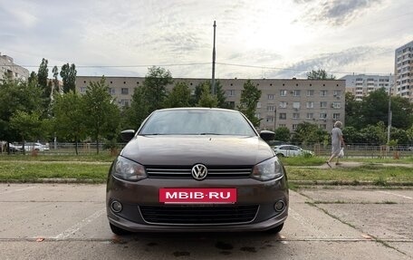 Volkswagen Polo VI (EU Market), 2014 год, 850 000 рублей, 32 фотография