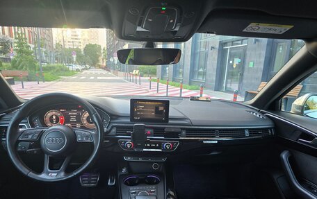 Audi A4, 2017 год, 2 300 000 рублей, 12 фотография