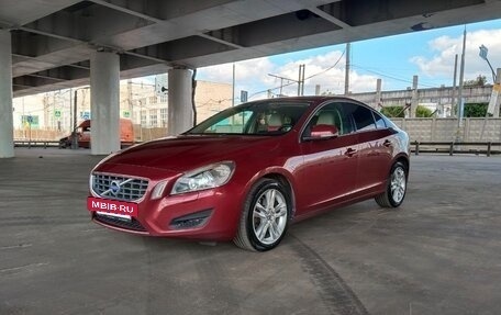 Volvo S60 III, 2011 год, 900 000 рублей, 2 фотография