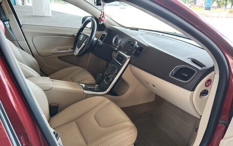 Volvo S60 III, 2011 год, 900 000 рублей, 8 фотография