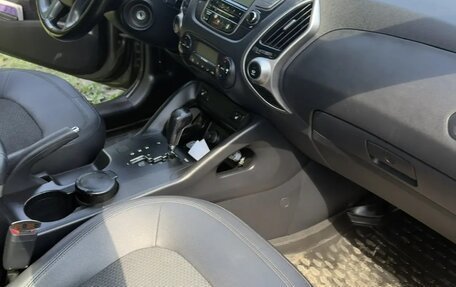 Hyundai ix35 I рестайлинг, 2010 год, 1 150 000 рублей, 13 фотография