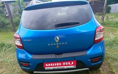 Renault Sandero II рестайлинг, 2017 год, 810 000 рублей, 2 фотография